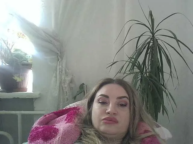 Live sex webcam photo for Masha59 #277489667