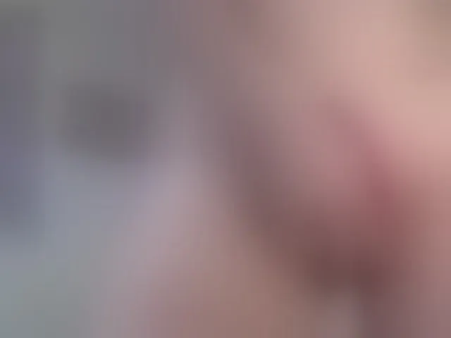 Live sex webcam photo for MashaWoW #293079037