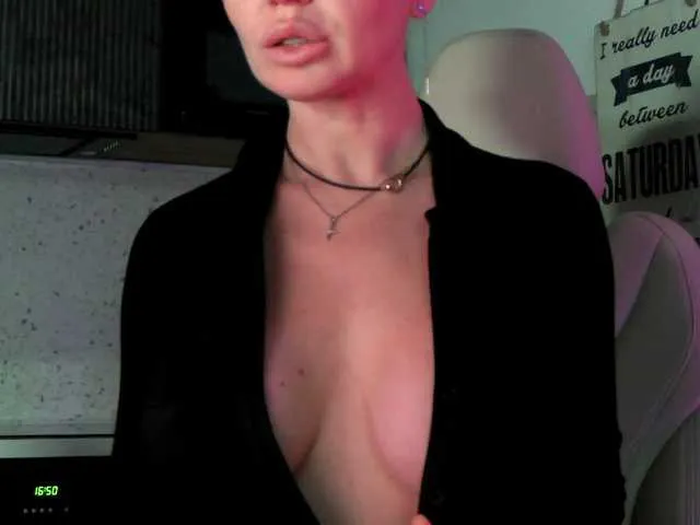 Live sex webcam photo for Mashulya29 #292821045