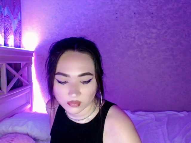 Live sex webcam photo for MasiLout #273837895