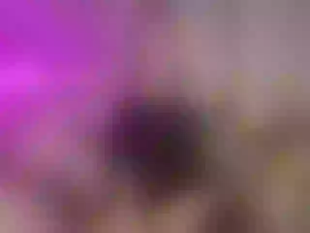 Live sex webcam photo for Masia-1 #291847459