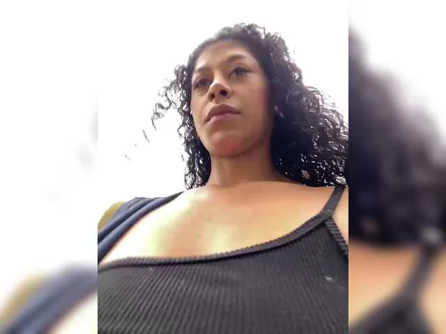 Live sex webcam photo for MaskGirl #290930484