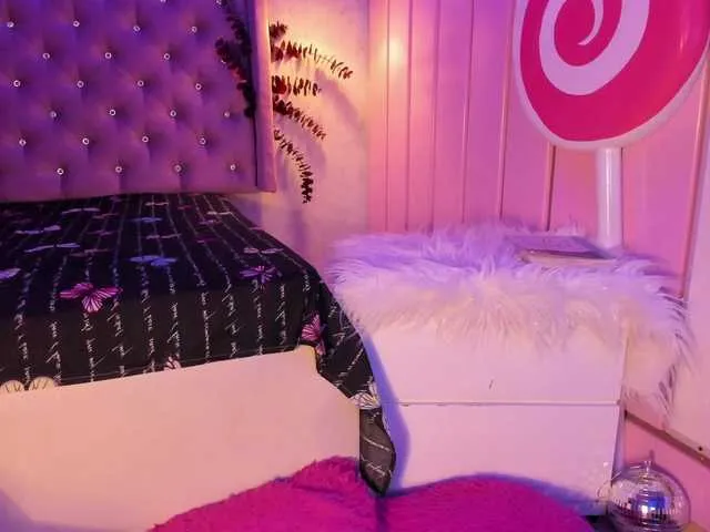 Live sex webcam photo for MaskGirl #291113512