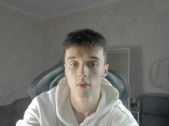 Live sex webcam photo for MasonWarholl #291989224