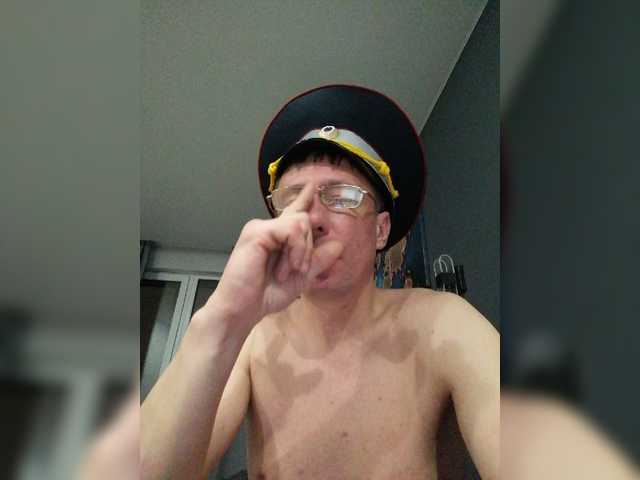 Live sex webcam photo for Masya989 #277336732