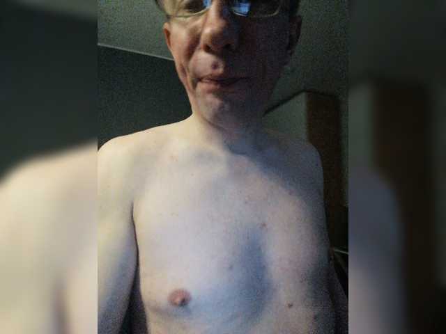 Live sex webcam photo for Masya989 #277389807