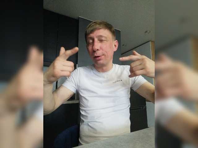 Live sex webcam photo for Masya989 #277850404