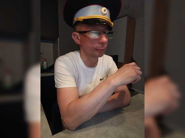 Live sex webcam photo for Masya989 #278072534