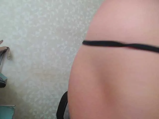Live sex webcam photo for MasyaXX #291318984