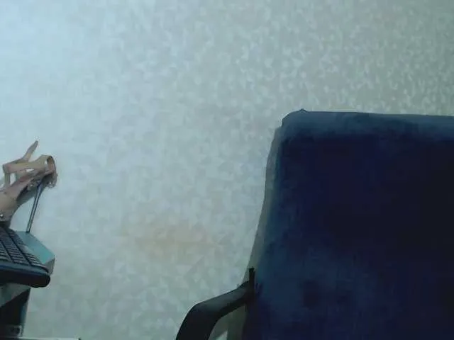 Live sex webcam photo for MasyaXX #291475540