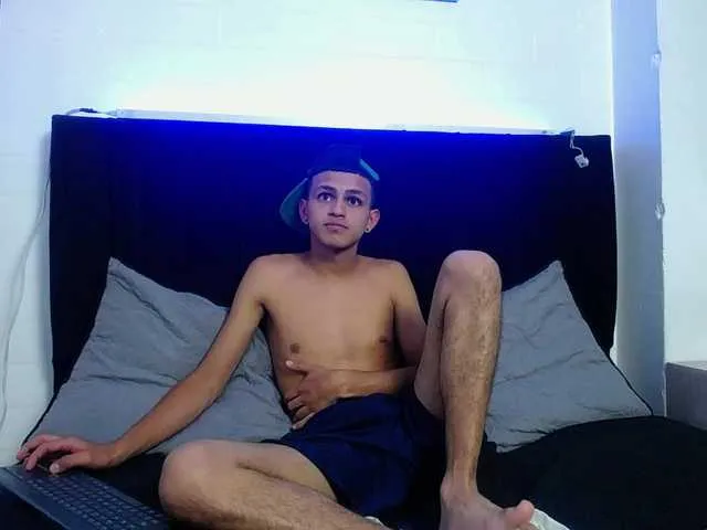 Live sex webcam photo for MateuusSpnn37 #289636931