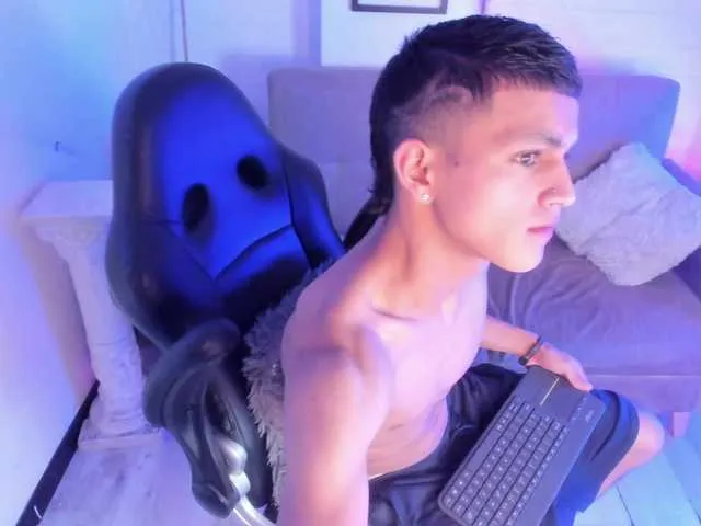 Live sex webcam photo for MateuusSpnn37 #290707789
