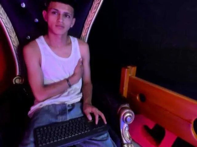 Live sex webcam photo for MateuusSpnn37 #290811052