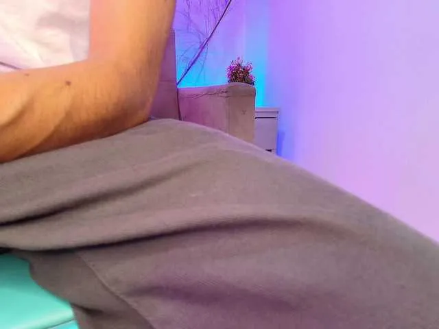Live sex webcam photo for MateuusSpnn37 #291161242