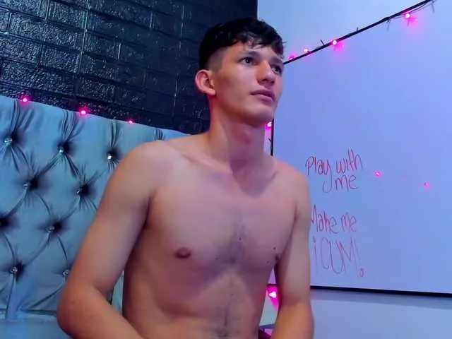 Live sex webcam photo for Mathew-Jhonson #288445874
