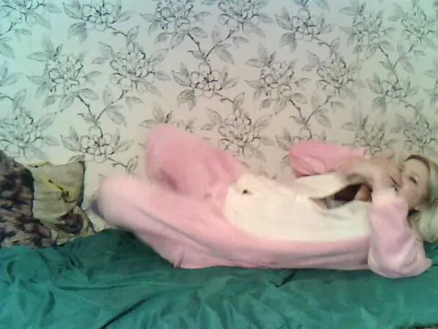 Live sex webcam photo for Matreshka66 #273182647