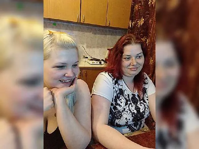 Live sex webcam photo for Matreshka66 #273731343