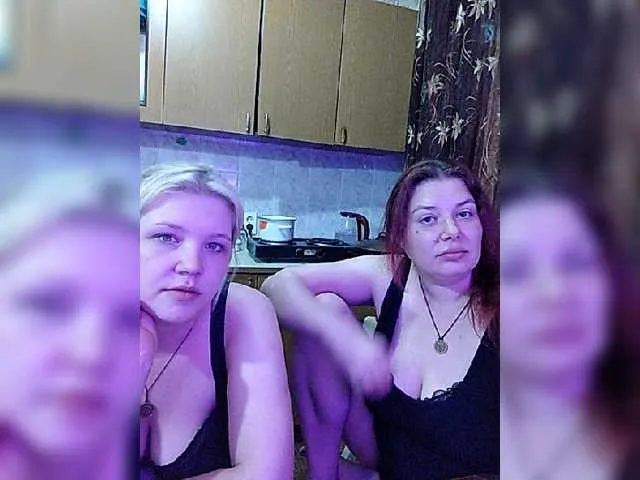 Live sex webcam photo for Matreshka66 #273878310