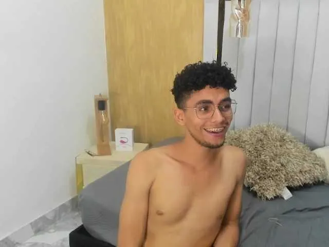 Live sex webcam photo for Matt-Austin #273832492