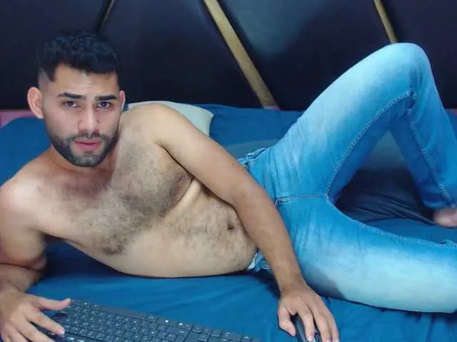 Live sex webcam photo for MattewRey #277486432