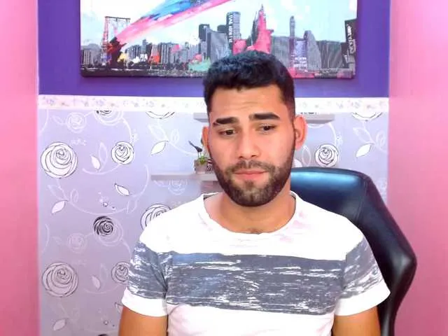 Live sex webcam photo for MattewRey #277518913