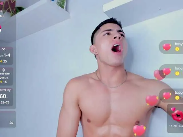 Live sex webcam photo for Matty-Adams #290857680
