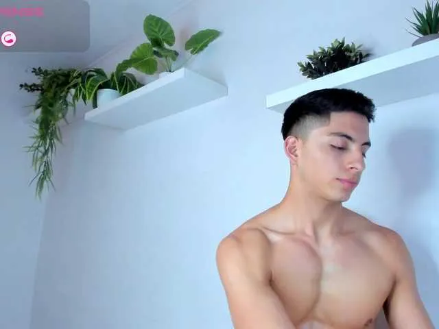 Live sex webcam photo for Matty-Adams #291896668