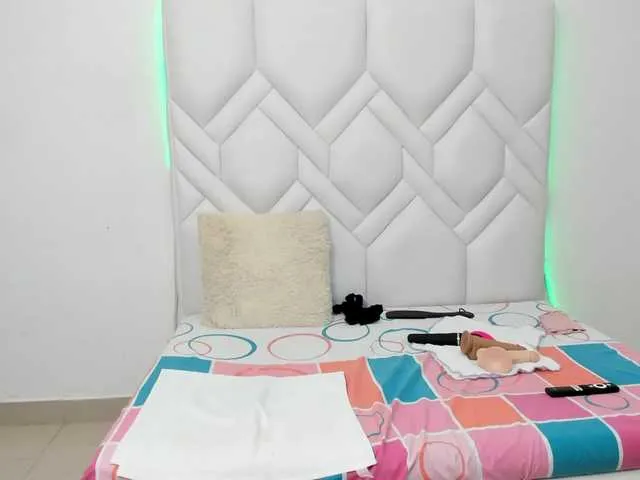 Live sex webcam photo for MatureNewbie #291374329