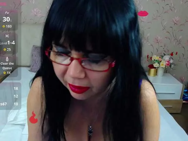 Live sex webcam photo for MatureVivian #291919409