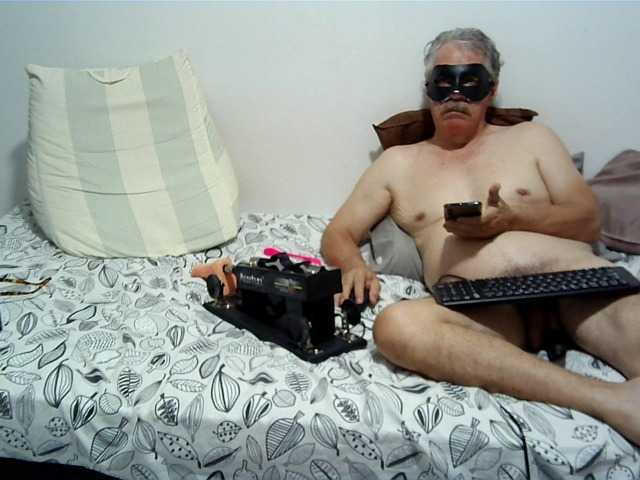 Live sex webcam photo for MatureWild #272558489