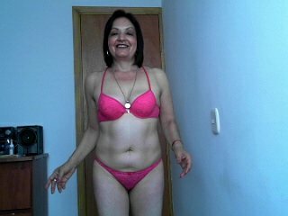 Live sex webcam photo for Maturebeautyx #143970451