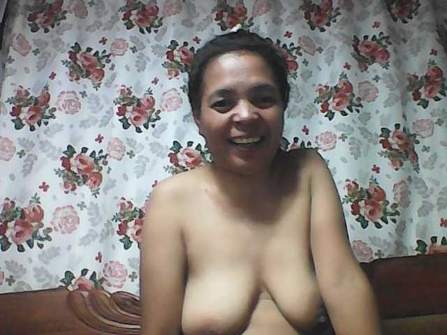 Live sex webcam photo for Maturewoman2 #277851902