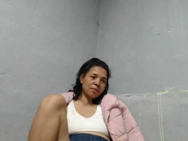 Live sex webcam photo for Maturewoman2 #278025956