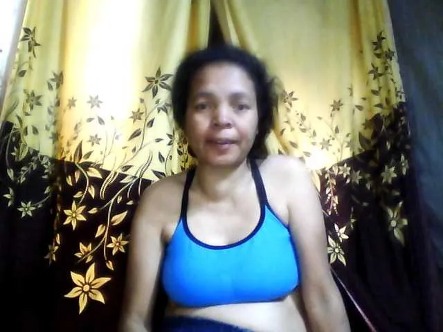 Live sex webcam photo for Maturewoman2 #285467451