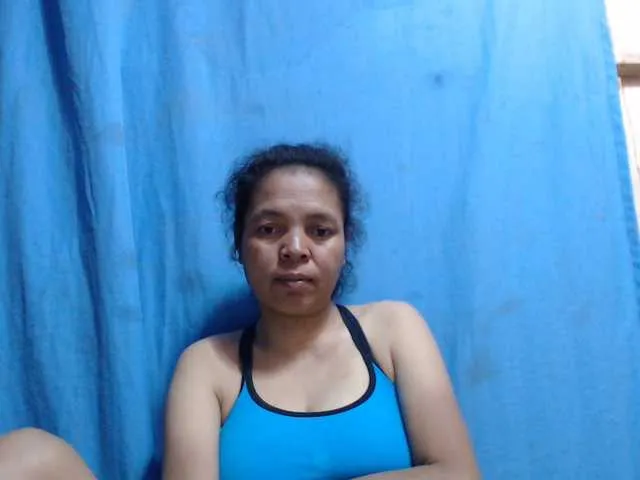 Live sex webcam photo for Maturewoman2 #289619415