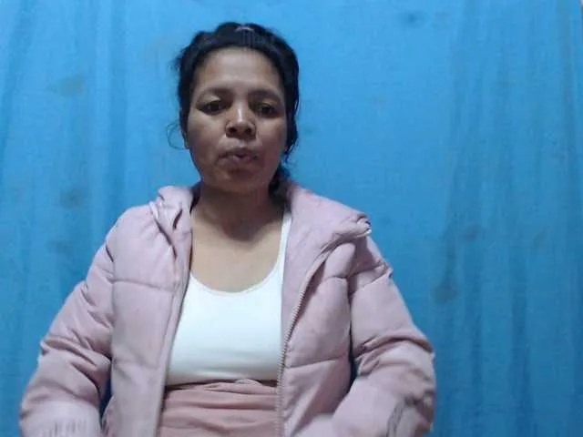 Live sex webcam photo for Maturewoman2 #289762935