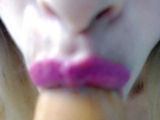 Live sex webcam photo for Matureyeyee #272167548