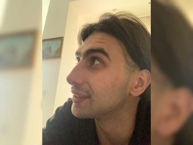 Live sex webcam photo for Max-lion #275900211