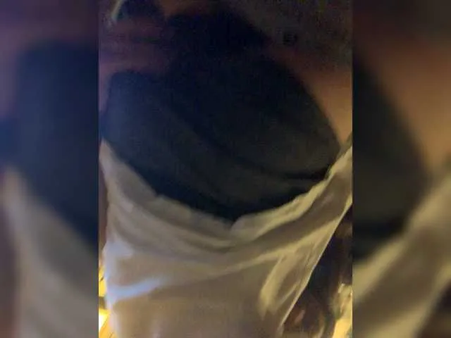 Live sex webcam photo for Max-lion #276365627