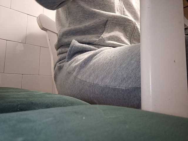 Live sex webcam photo for Max5you #277427114