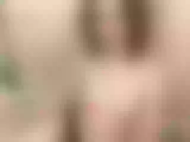 Live sex webcam photo for MaxieDungy #292146727