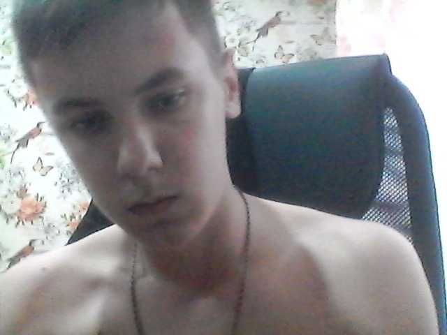 Live sex webcam photo for MaximBuev2 #273635794
