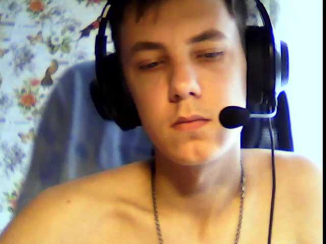 Live sex webcam photo for MaximBuev2 #274112958