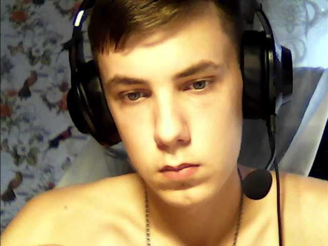 Live sex webcam photo for MaximBuev2 #274592731