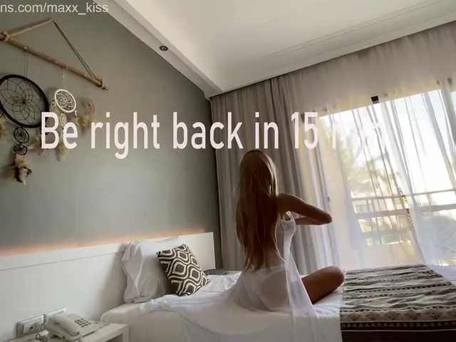 Live sex webcam photo for MaxineDiaz #271764103