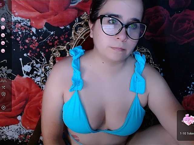 Live sex webcam photo for Maxlayla #276327727