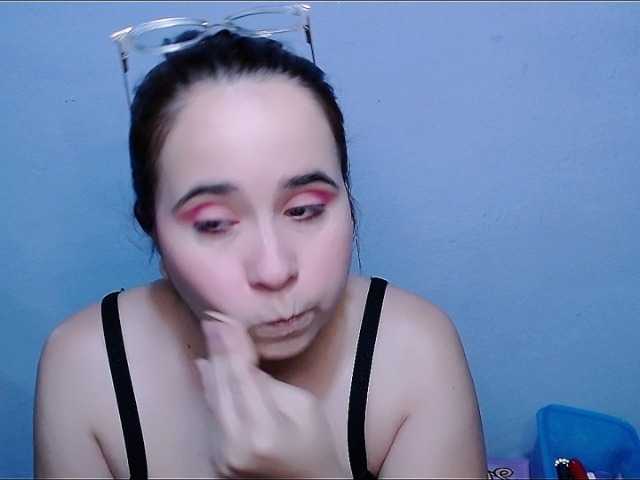 Live sex webcam photo for Maxlayla #277986682