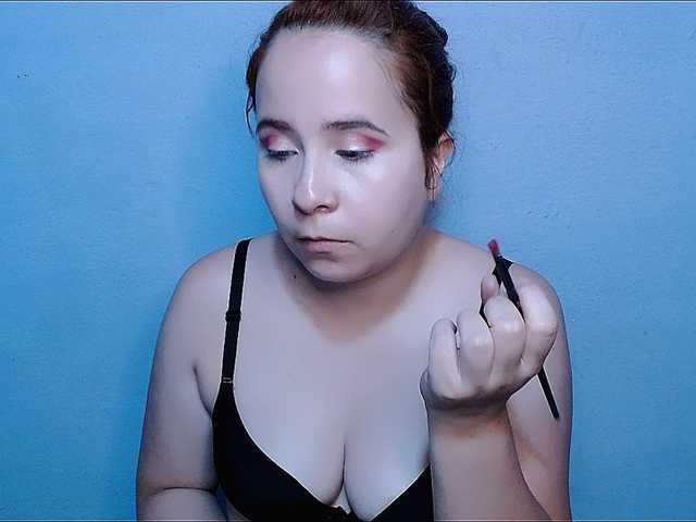 Live sex webcam photo for Maxlayla #290447925