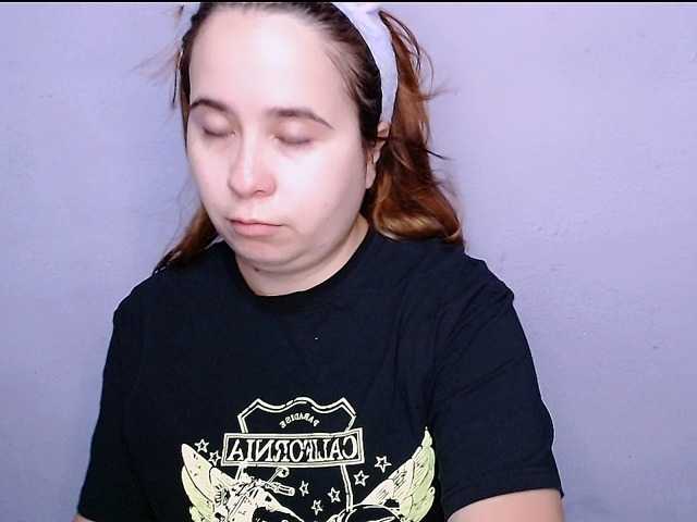 Live sex webcam photo for Maxlayla #292035289