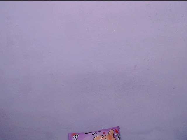 Live sex webcam photo for Maxlayla #292122735